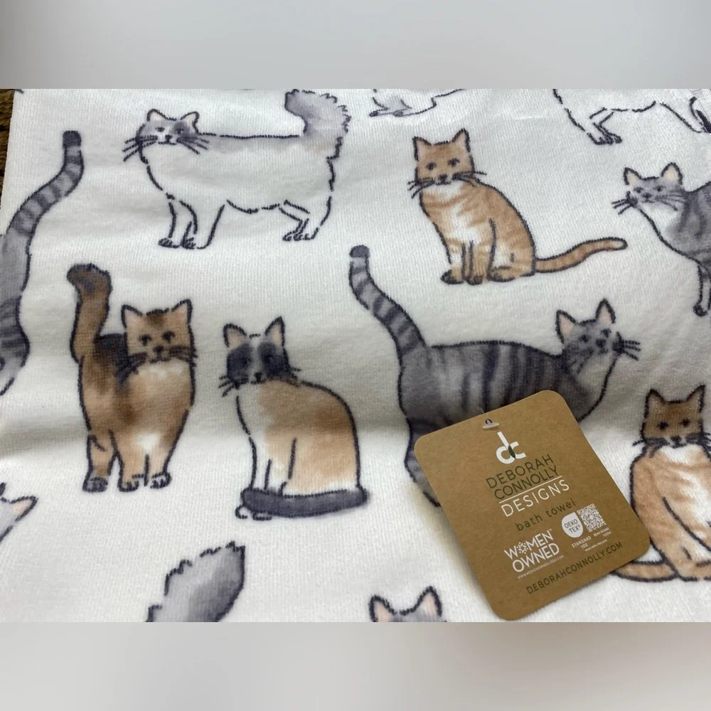 DC Designs ❤️ Cat pattern (2) Bath(2) Hand (2)Tip Towels set NWT